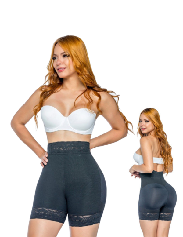 Short Extraalto con realce de glúteo