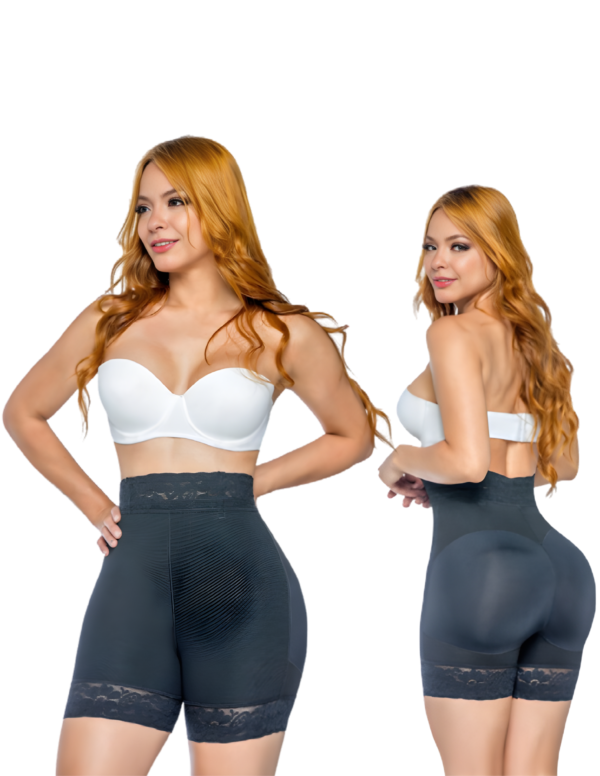 Short levanta cola doble realce